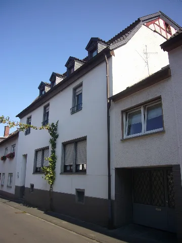 Heimersheim, Bachstraße 3 5