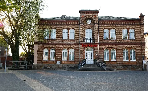 Heissen Markt Und Alte Buergermeisterei
