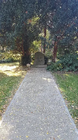 Hennigsdorf Waldfriedhof Gedenkstaette Fuer Deutsche Widerstandskaempfer