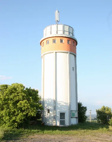 Henschtal Sangerhof Wasserturm 20100524 01