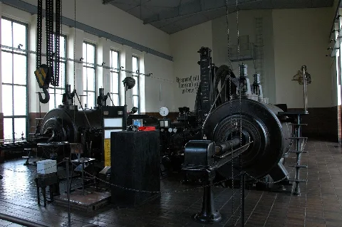 Hgg Dampffoerdermaschineoelsnitz