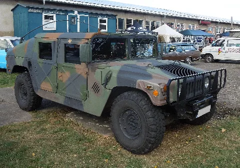 High Mobility Multipurpose Wheeled Vehicle (7859195840)