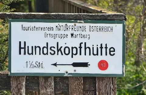 Hiking Sign Hundskopfhütte In Wartberg