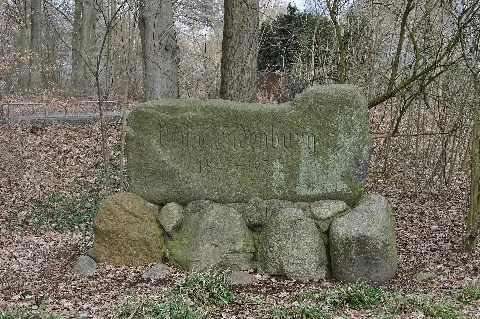 Hindenburg Gedenkstein Hamburg Wellingsbüttel.ajb