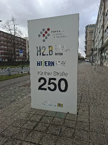 Hinweisschild Energie Campus Nürnberg