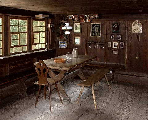 Hippenseppenhof Parlour