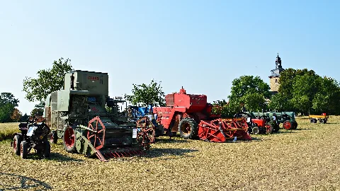 Historische Landmaschinen (29253373594)