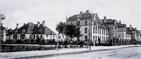 Hl Damals – Neue Kaserne