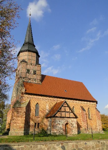 Holzendorf (Groß Miltzow) Kirche 2010 10 18 172