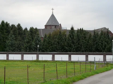 Holzheim, Kloster Kreitz Geo.hlipp.de 5809