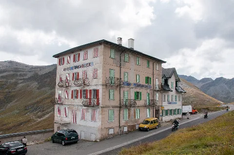 Hotel Furkablick East Side 1