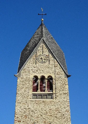 Houverath Eifeldomstraße Kirche (04)