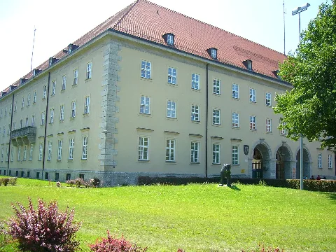 I. Bereitschaftspolizeiabteilung In München, Rosenheimer Str. 130, Aussenansicht Ecke St. Martin Str., Aufnahme 2006