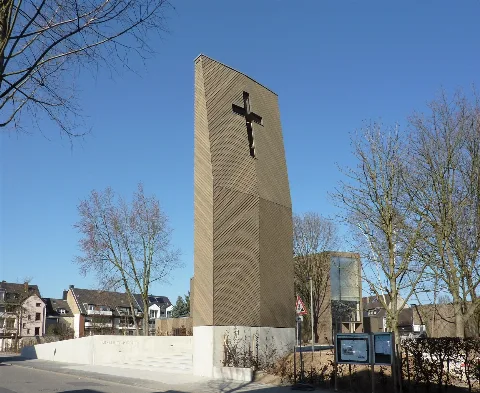 Immanuel Kirche (Köln Stammheim)1