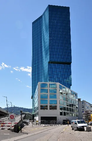 Industriequartier Prime Tower 2011 08 08 13 48 24 Shiftn2