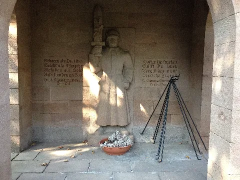 Innenansicht Kriegerdenkmal