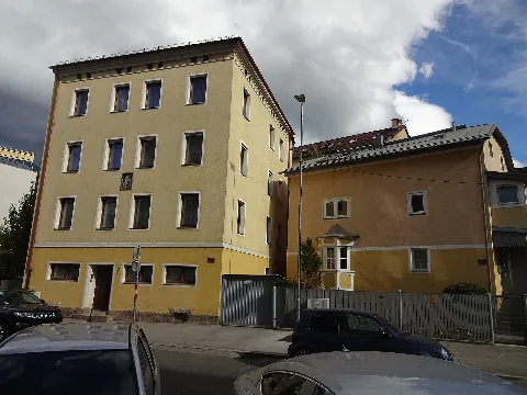Innsbruck Karmelitergasse 1 Und 3