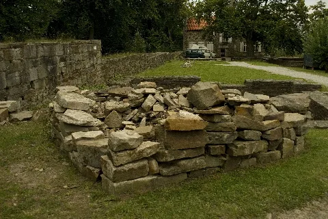 Isenburg Hattingen Rekonstruktionsarbeiten