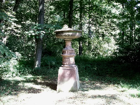 Jahnishdenkmal