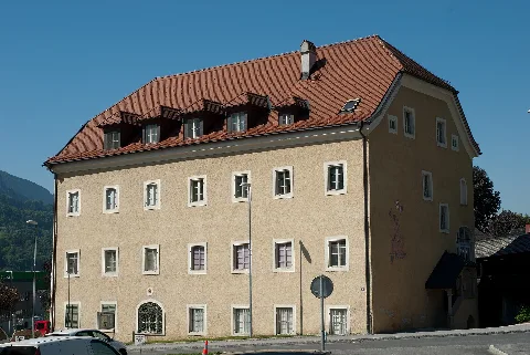 Jenbach, Reitlingerhaus