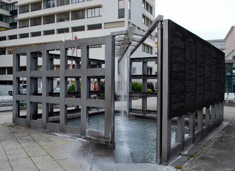 Jubiläumsbrunnen Friedensplatz