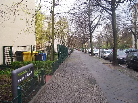 Kameruner Str. (Richtung Afrikanische Straße) Panoramio