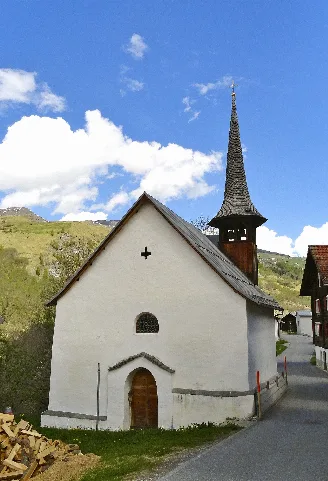 Kapelle Uors Von Westen