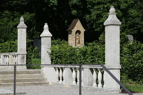 Kaskadenbrunnen Am Ostfriedhof (München) 09