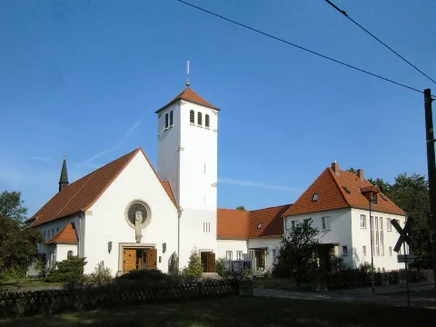Kath. Kirche Dreieinigkeit
