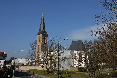 Katholische Kirche Sankt Antonius Einsiedler In Bechen (Kürten)
