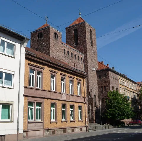 Katholische Pfarrkirche St. Ludwig Panoramio