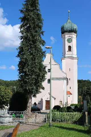 Katholische Pfarrkirche St. Mauritius Wallenhausen 02
