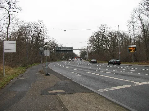 Kennedyallee, 1, Sachsenhausen, Frankfurt Am Main