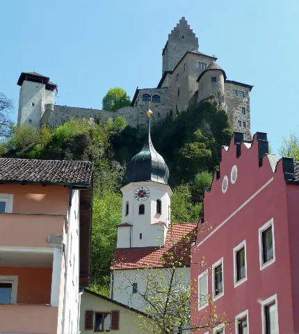 Kipfenberg Burg Und Kirche Vom Markt