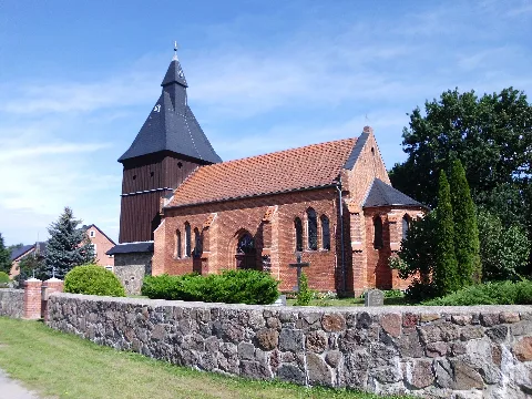 Kirche Spiegelhagen 3