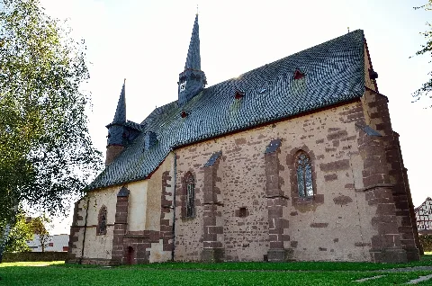 Kirche Stausebach 1