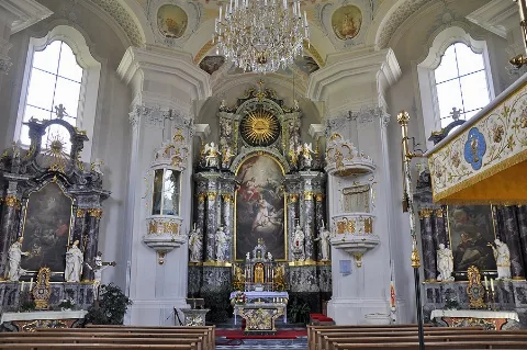 Kirche Strassen