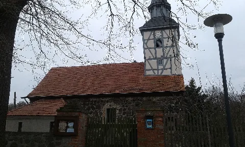 Kirche Theeßen 1