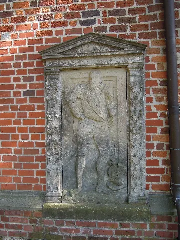 Kirche Zum Heiligen Kreuz Klöden Epitaph Auf Nördlicher Außenseite 1 Westlich Mitte Juni 2022