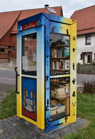 Kirchstraße (Schwiegershausen) Bücherzelle