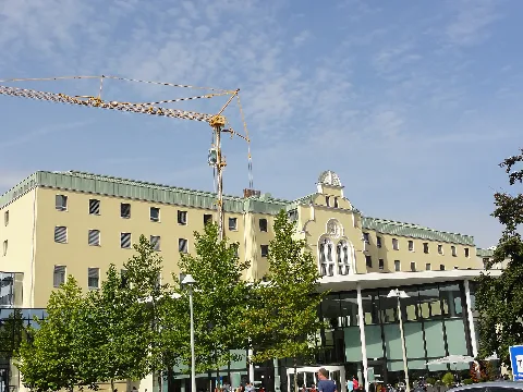 Klinikum Wels, Grieskirchnerstraße 42