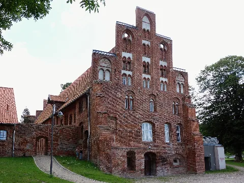 Klosterbau Neukloster