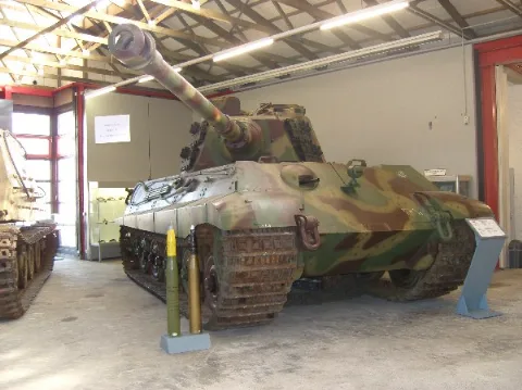 Königstiger Im Panzermuseum Munster Panoramio