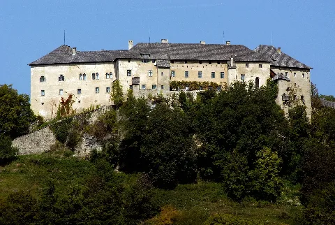 Köttmannsdorf Hollenburg Burganlage S Ansicht 14092006 07