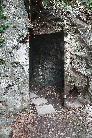 Kp Vild Hidden Doorway (9264364692)