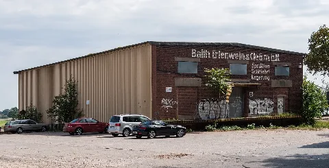 Krefeld, Am Zollhof, Lagerhalle, 2011 08 Cn 01
