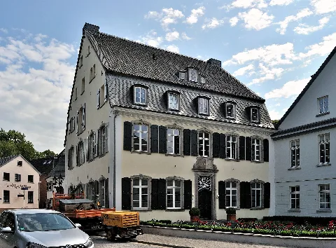 Krefeld, Haus Neuhofs, 2011 08 Cn 01