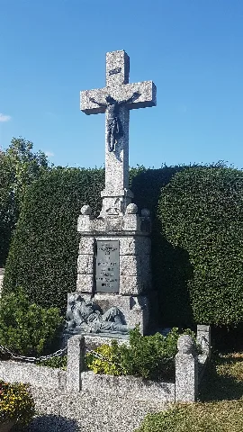 Kreuz Als Weiteres Kriegerdenkmal Auf Dem Orsinger Friedhof