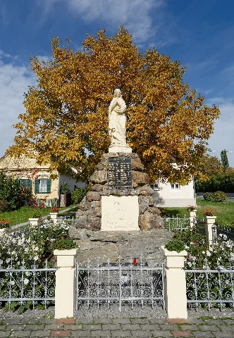 Kriegerdenkmal 8098 In A 7474 Eisenberg