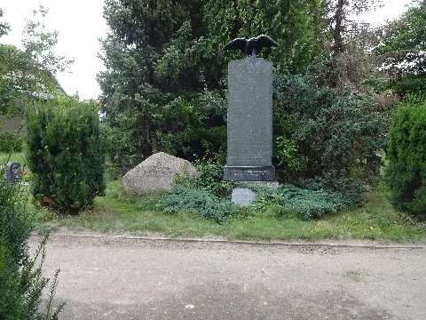 Kriegerdenkmal Badingen